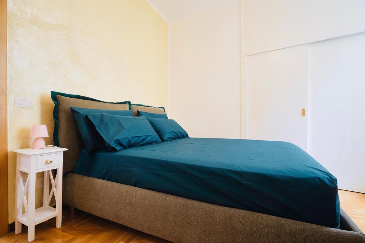 Mascari Charming Suite Lecco Bagian luar foto